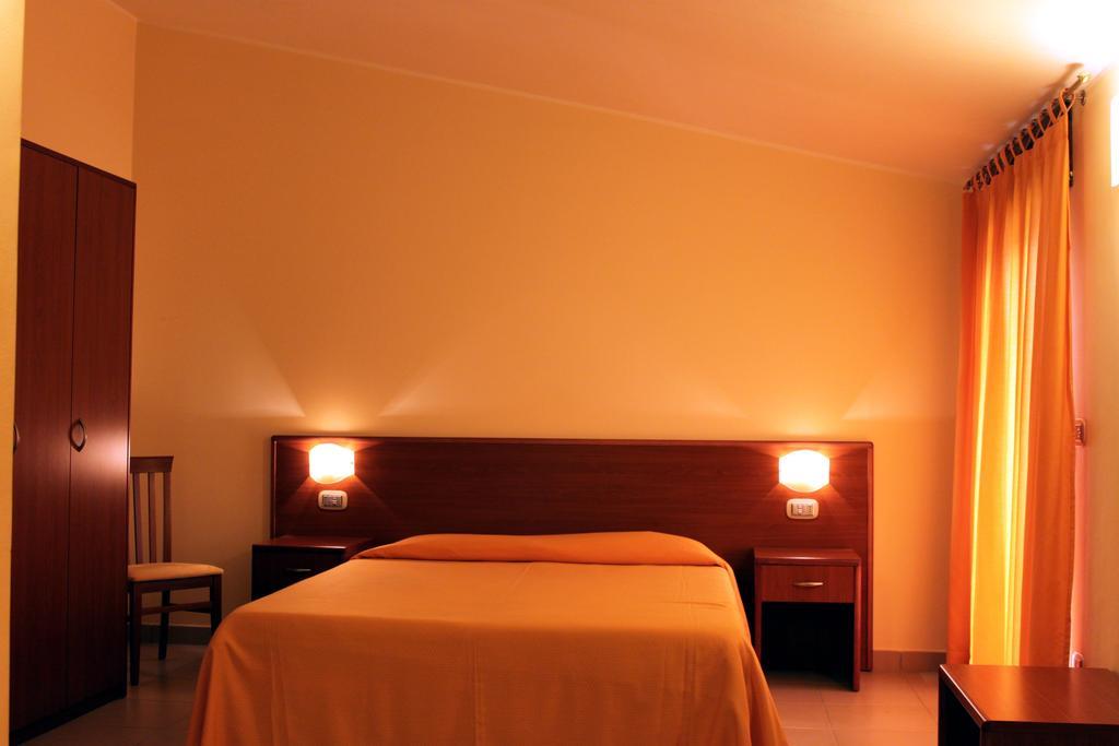 Hotel Sette E Mezzo Castelluccio Superiore Room photo